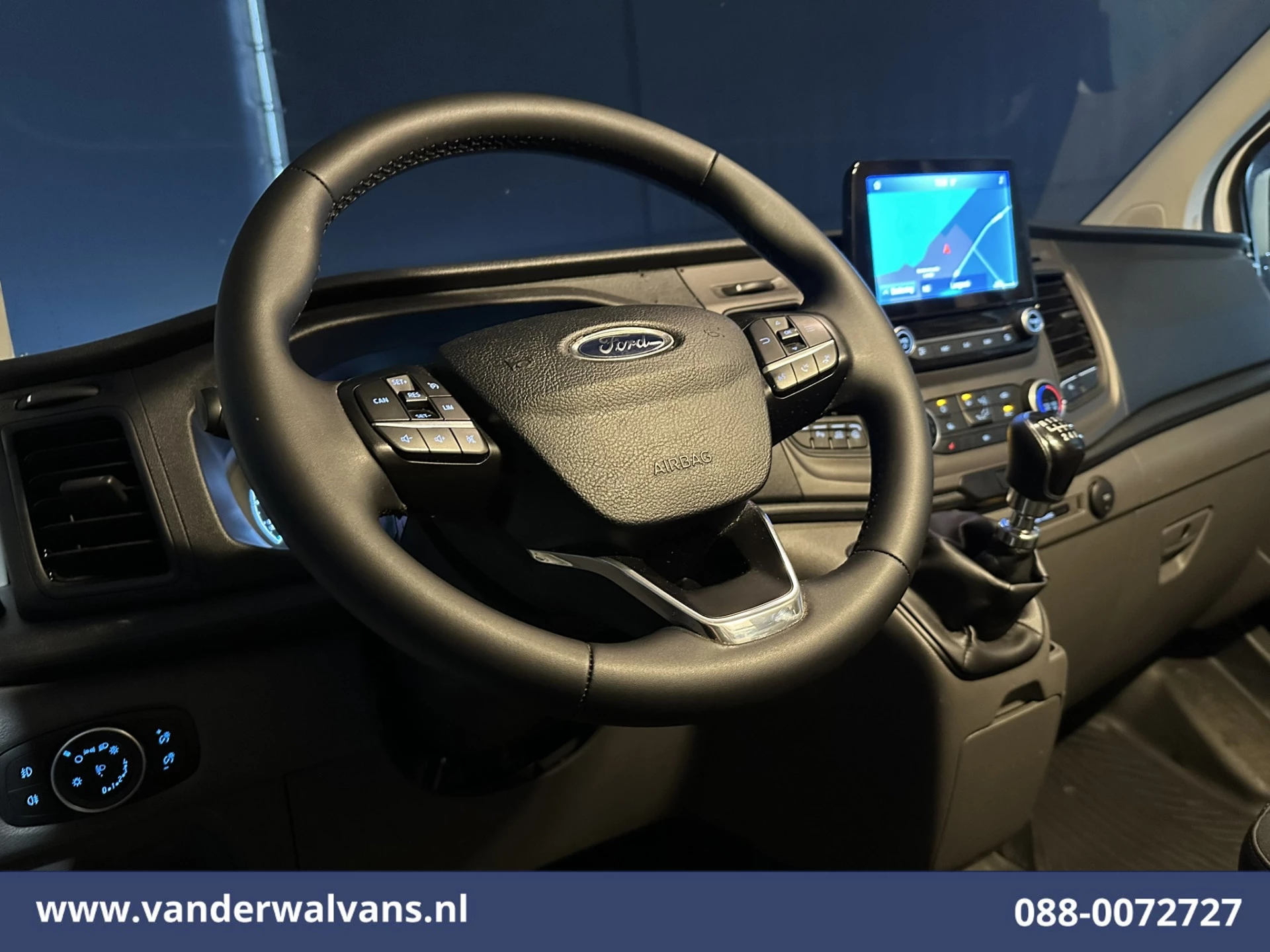 Ford Transit Custom 2023 - 2.0 TDCI L1H1 Euro6 Airco | Navigatie | Camera | LED | Cruisecontrol Stoelverwarming obrázek 17