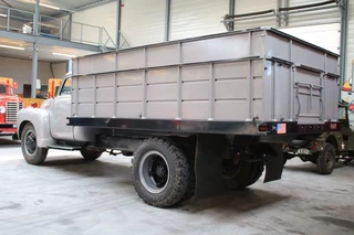 Chevrolet N/A 1948 - Loadmaster obrazek 4