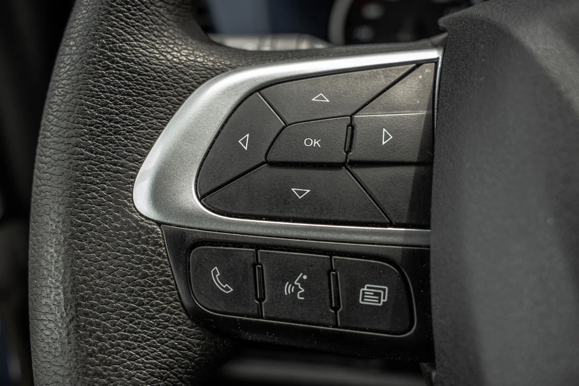 Iveco Daily 2021 - 35S14V 2.3 L4H2 | Automaat | 3.5T Trekgewicht | Climate | Cruise | Euro 6 изображение 16
