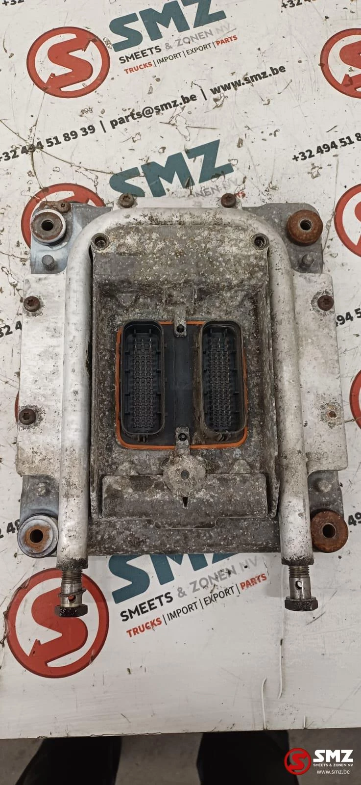 Renault - Occ ECU motorbesturingseenheid DXI5 Renault afbeelding 1