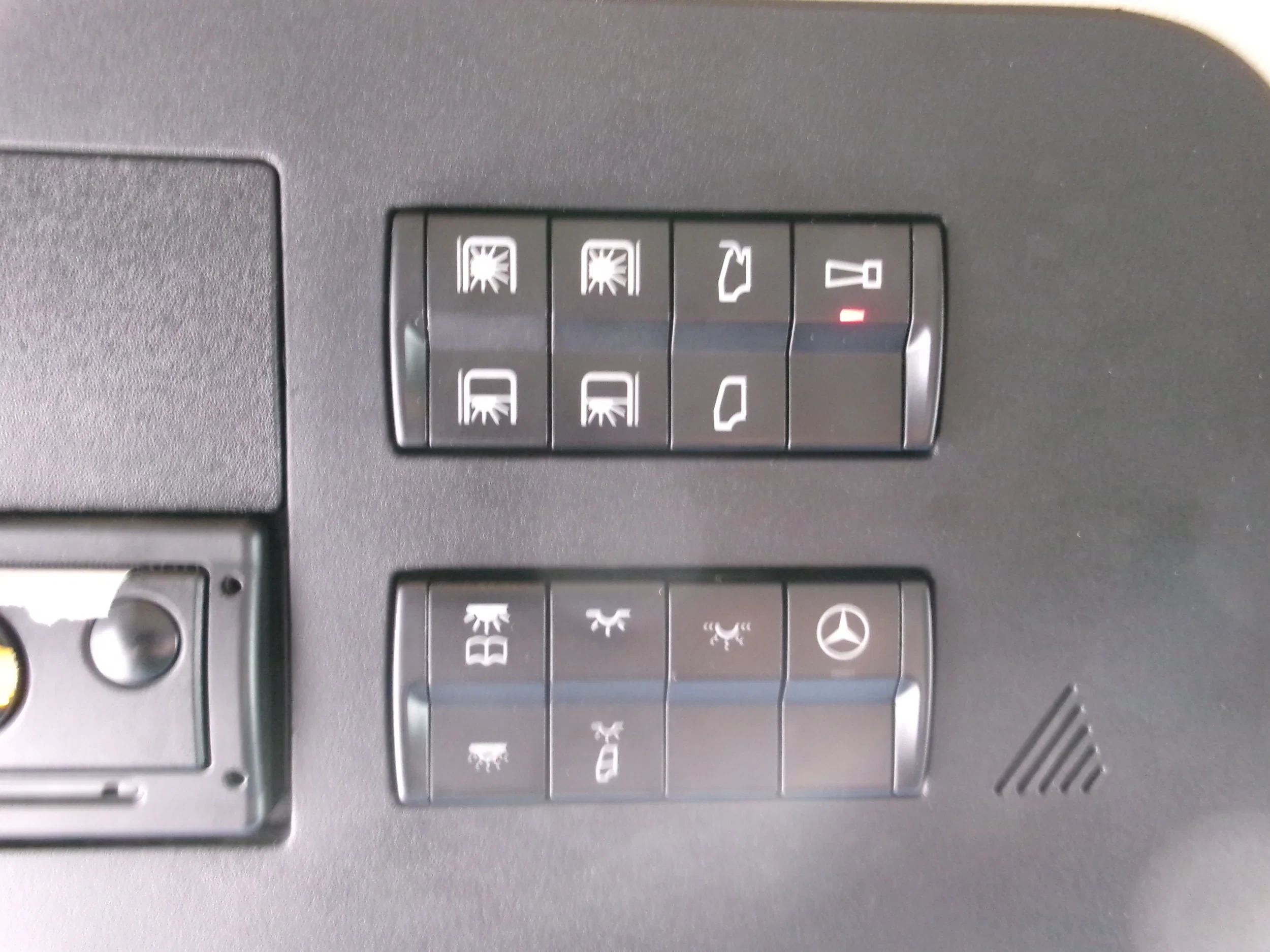 Mercedes-Benz Actros 2013 - 1845 LS EURO 5 NL TRUCK image 24