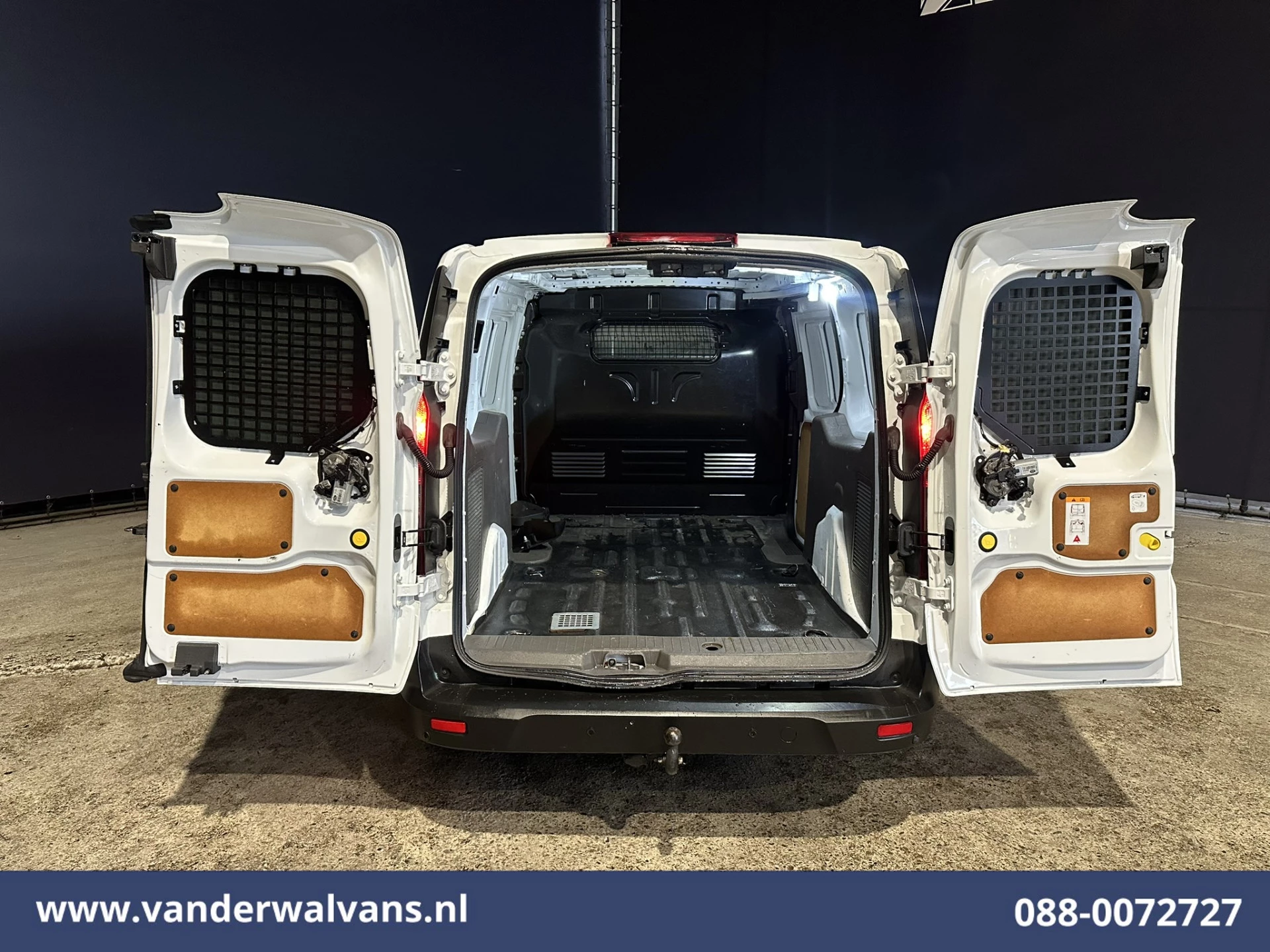 Ford Transit Connect 2021 - 1.5 EcoBlue 100pk L2H1 Euro6 Airco | Camera | Navigatie | Apple Carplay | Trekhaak imagen 13