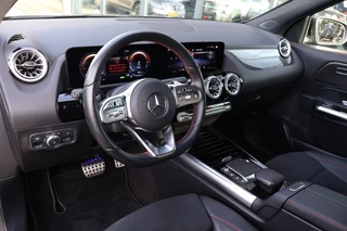 Mercedes-Benz GLA 2022 - 250 E AMG LINE / Panorama dak / Multi Beam lampen obrazek 6
