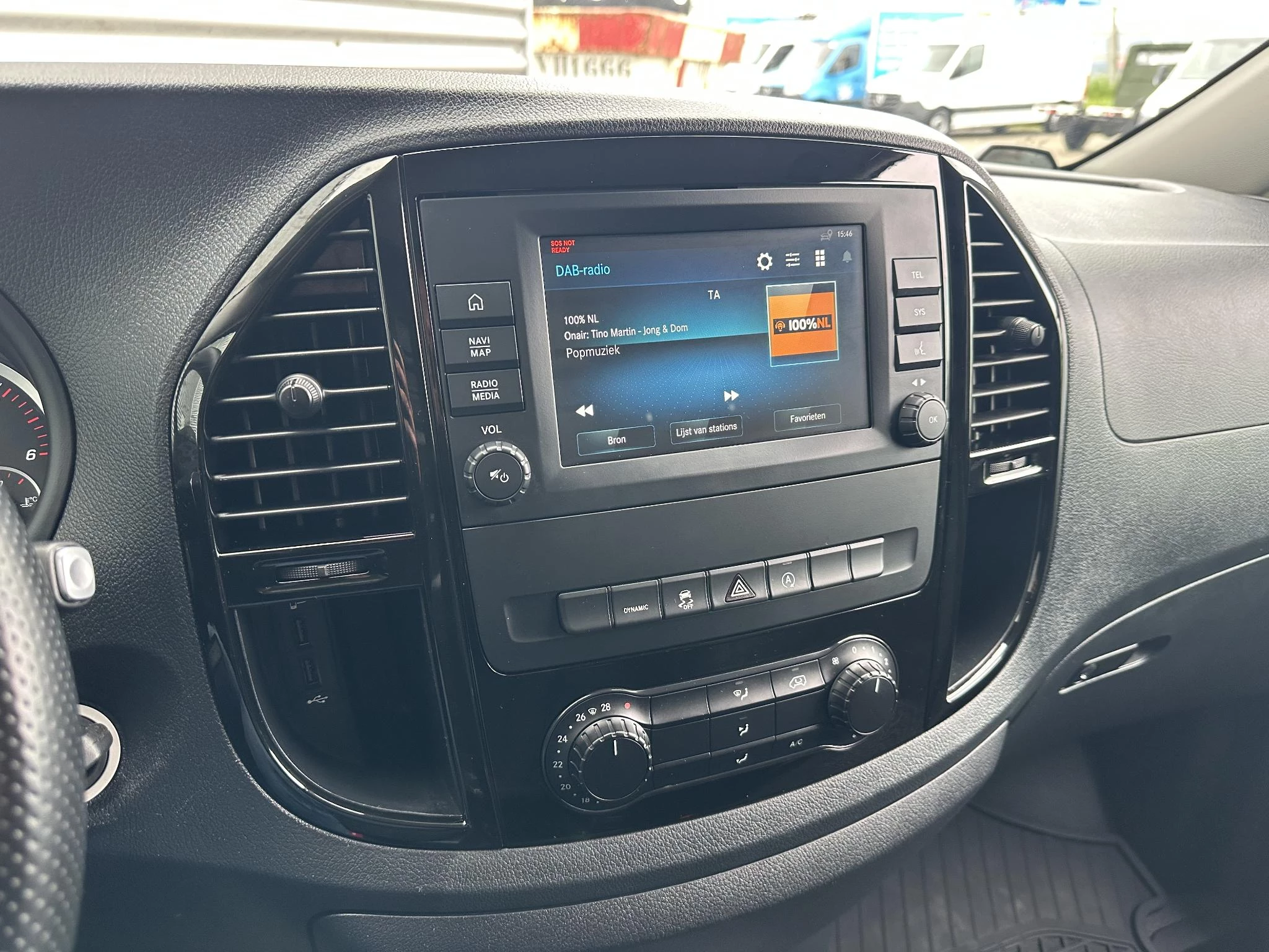Mercedes-Benz Vito 2023 - 119 CDI L2 Automaat LED Achterdeuren Carplay afbeelding 11