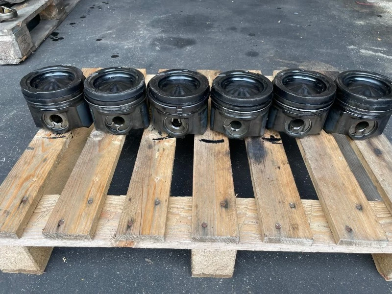 DAF - 2132582 MOTORZUIGERSET afbeelding 1