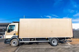 Volvo 2011 - FL 250+DHOLLANDIA 2T. afbeelding 2 miniatuur