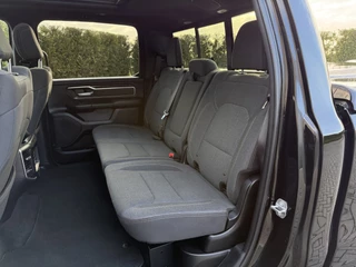Dodge Ram 1500 2018 - 5.7 V8 4x4 BIG HORN / CREW CAB / LPG-G3 / NL AUTO / PANO / CAMERA / 3.5T TREKHAAK / GORILLA EXHAUST immagine 10