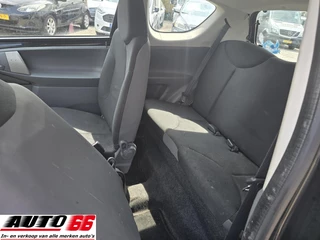 Toyota Aygo 2009 - 1.0-12V Comfort APK tot 06-2027 obrazek 5