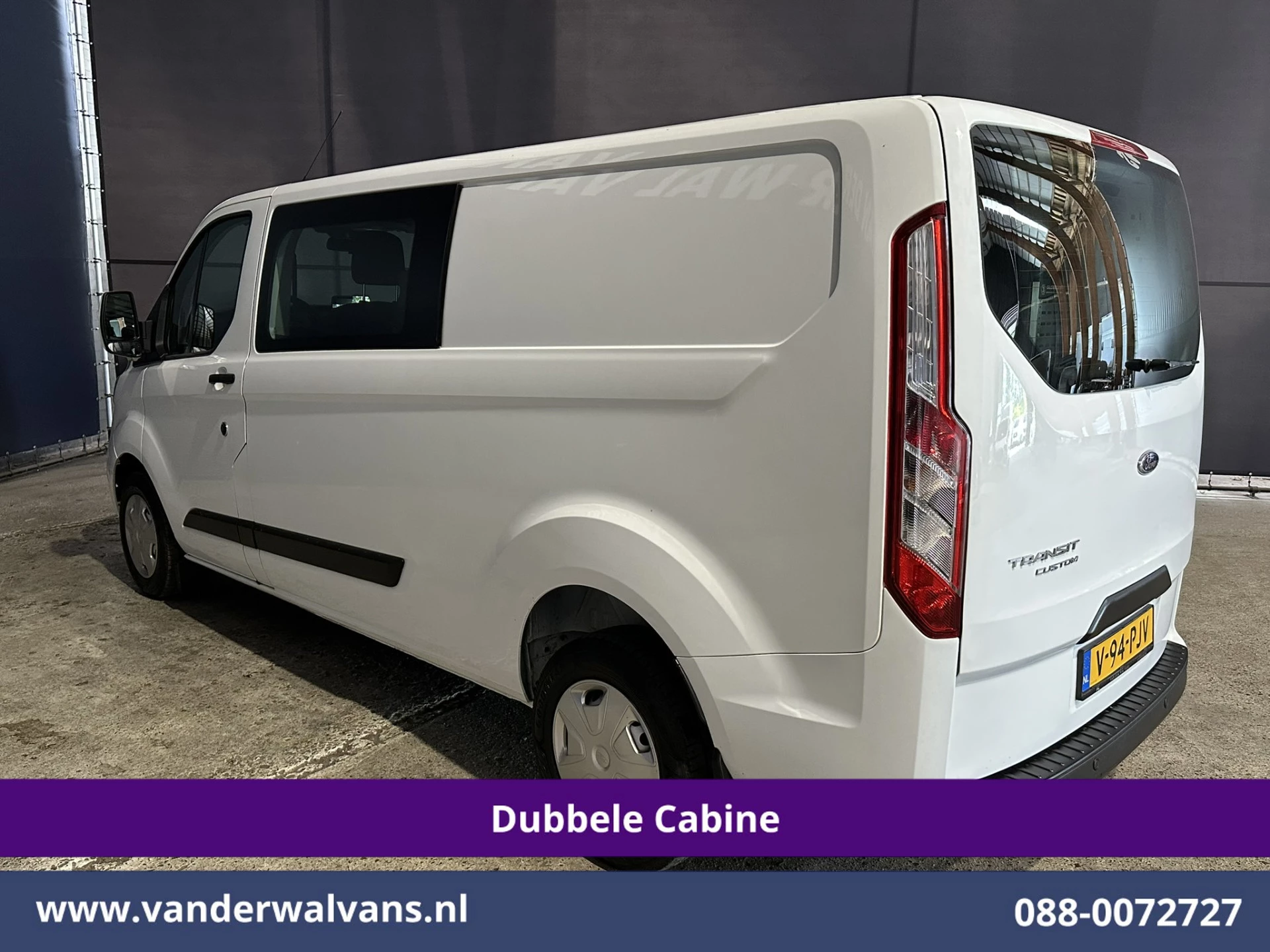 Ford Transit Custom 2021 - 2.0 TDCI 130pk L2H1 Dubbele Cabine Euro6 Airco | 5-Zits | Navigatie | Apple Carplay | LED | Cruisecontrol image 12