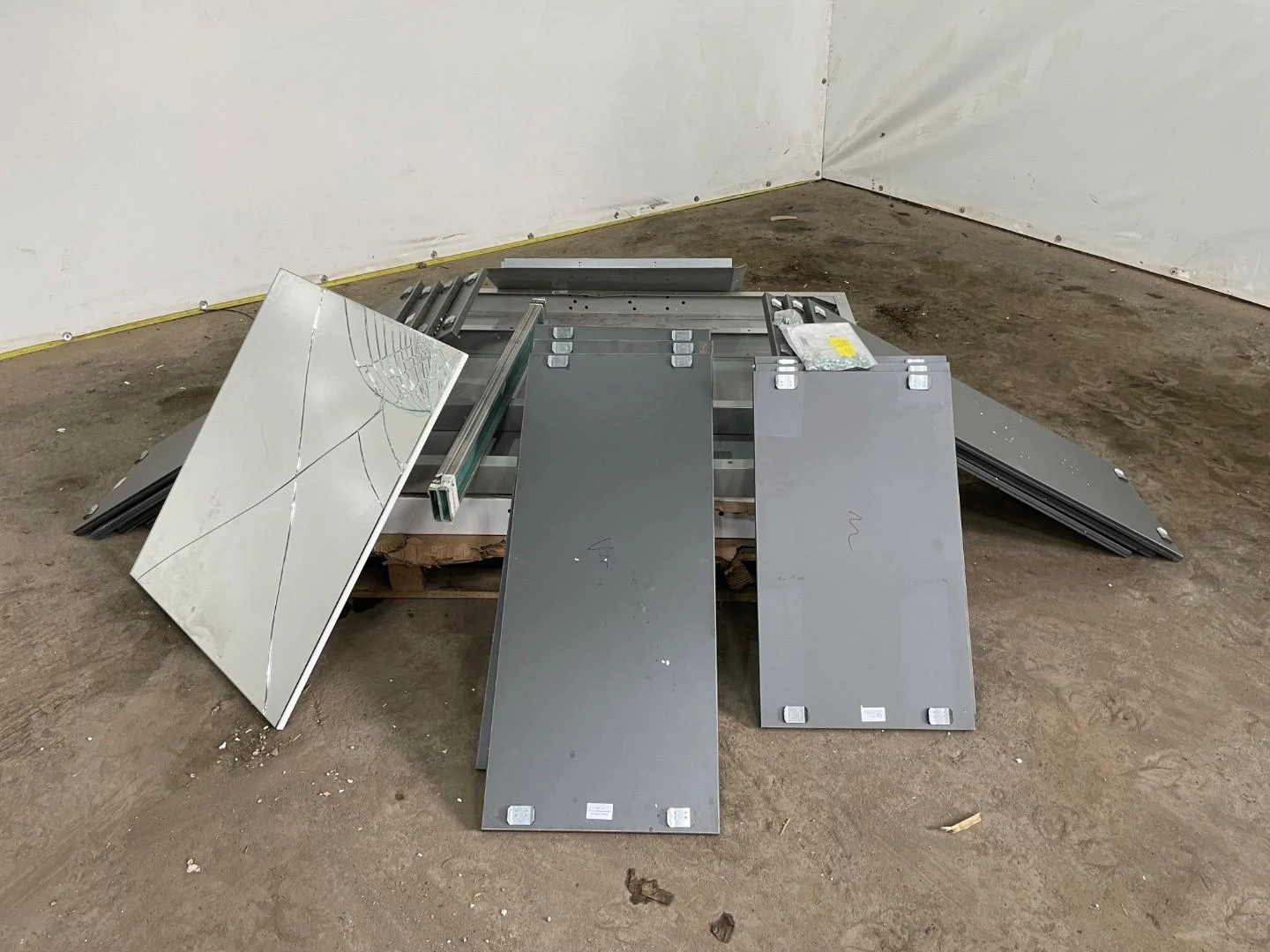 ThyssenKrupp Automatic elevator doors complete 2015 afbeelding 56