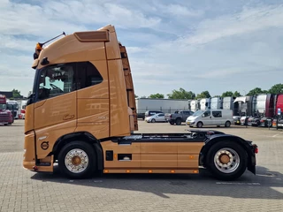 Volvo FH 2026 - 13.500 Aero Globetrotter XL 4x2 - New - Full spec - BUFFL interior - Retarder image 5