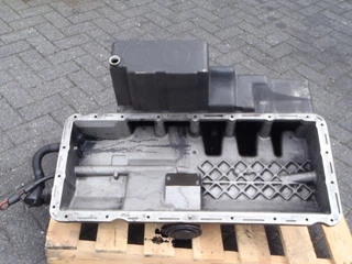 Mercedes-Benz N/A - OIL PAN A 9060103013 image 1