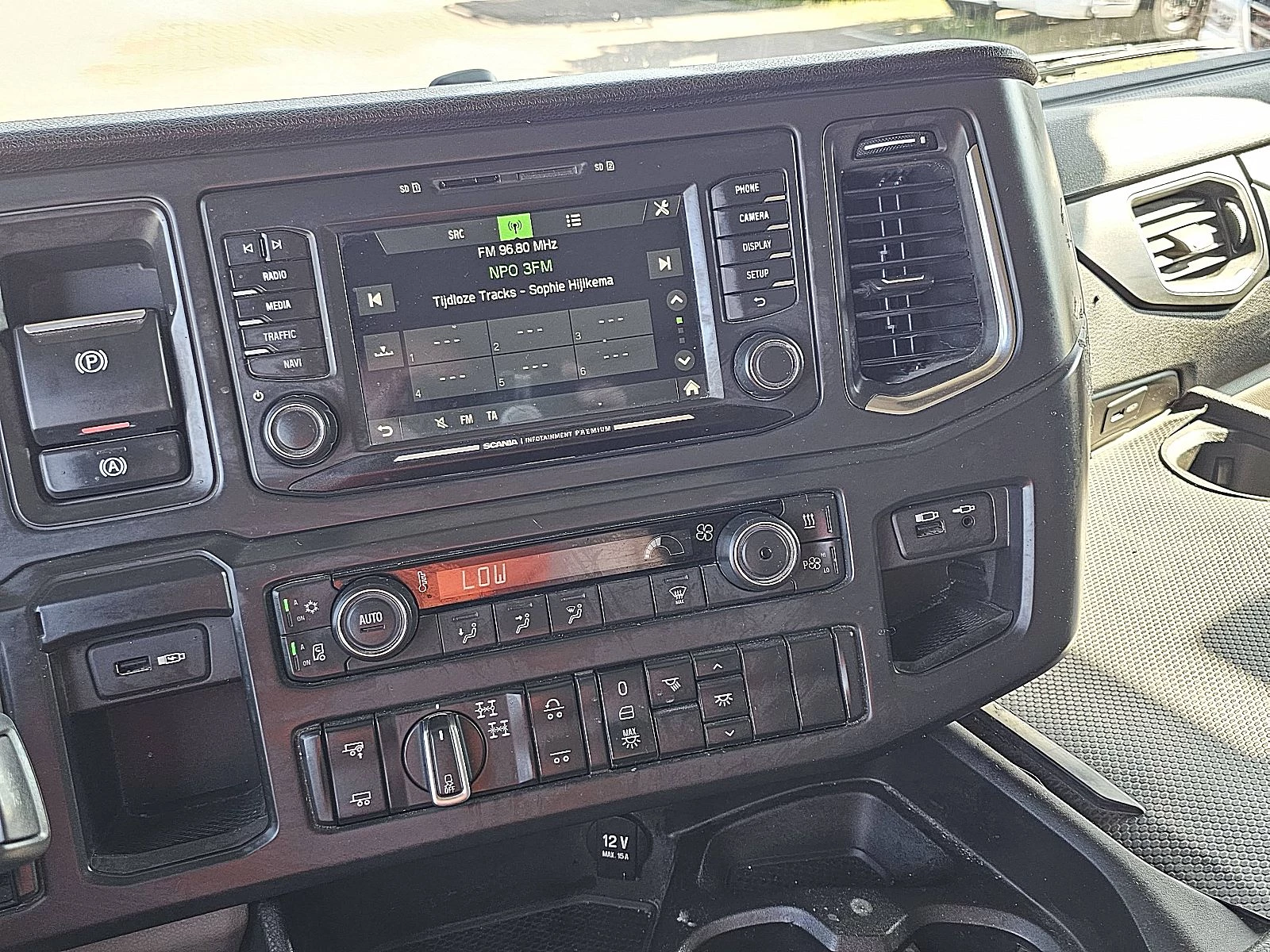 Scania R 2019 - R520 image 11