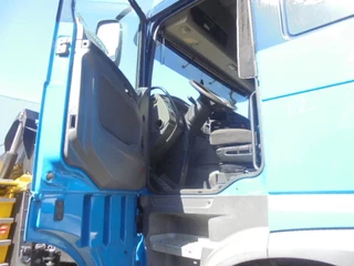 DAF XF 410 2016 - 6X2  ENGINE NOT OK immagine 5