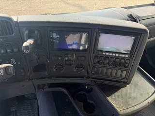 Scania G 2012 - G440 8X2 EURO 6 HMF 8520 + REMOTE CONTROL TWISTLOCKS image 23