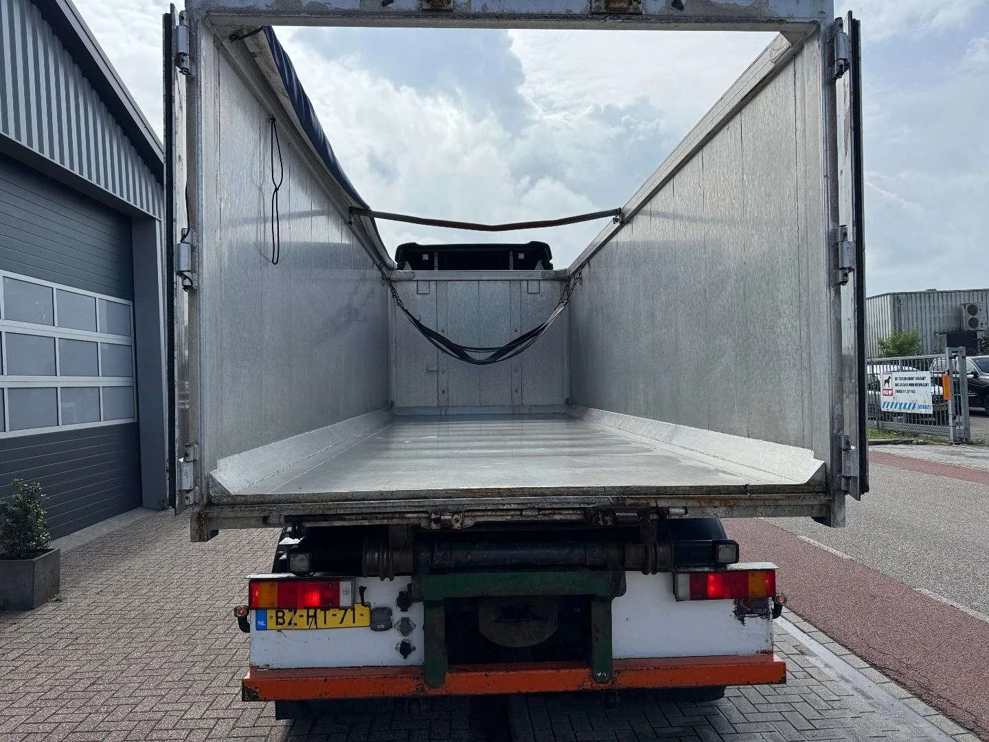 DAF XF105-460 Manual, Retarder, Alu-Kipper, 10 Wheels 2011 imagen 12