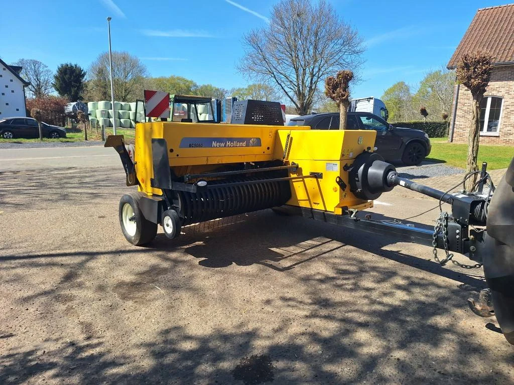 New Holland 2020 - BC 5060 image 1