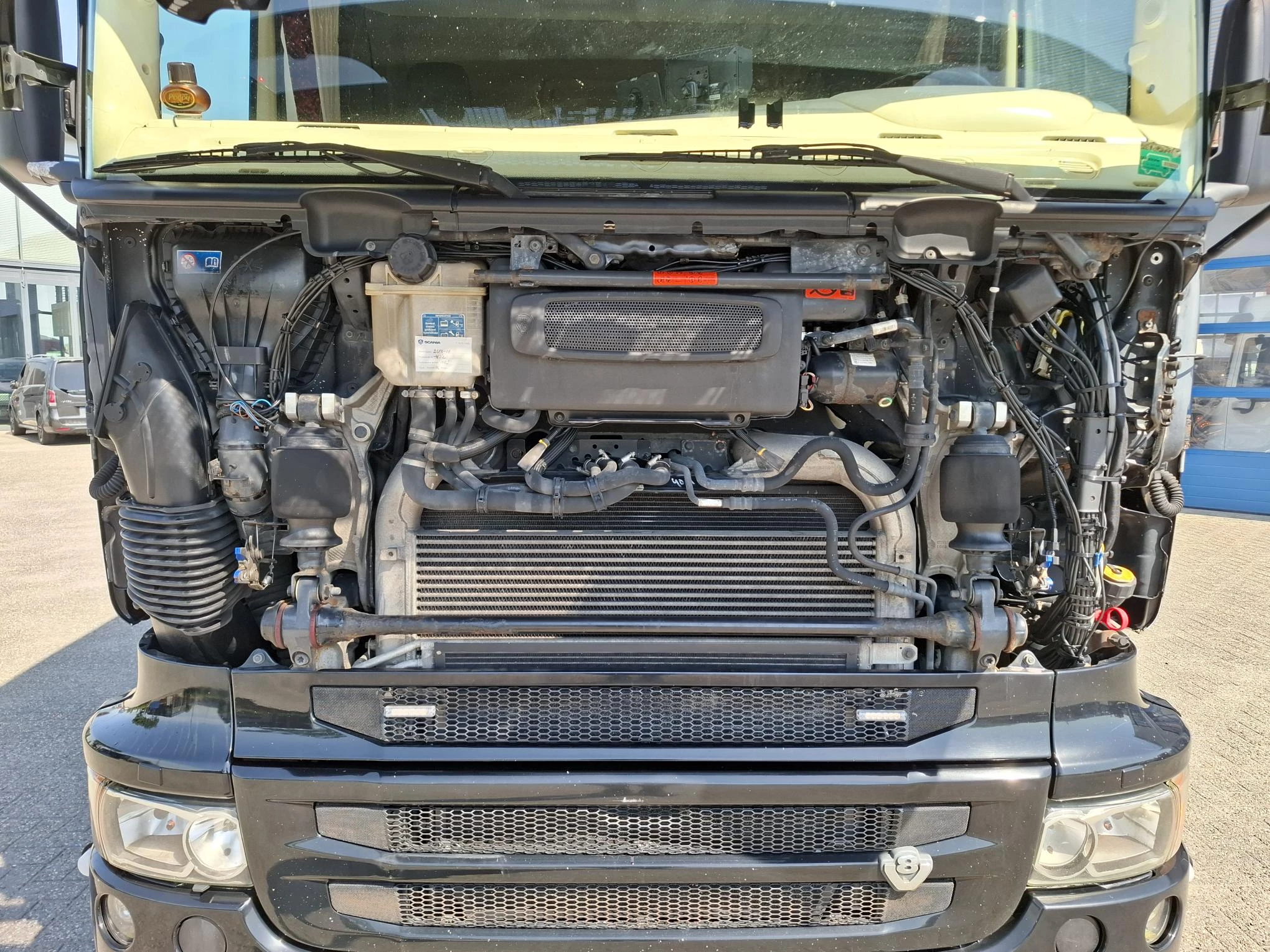 Scania R 2014 - R580 V8 / NL TRUCK / RETARDER / DOUBLE TANK / LIFT+LENKACHSE / TUV:09-09-2026 / LEATHER / XENON / FRIDGE / AUTOMATIC / EURO-6 / 2014 imagen 7