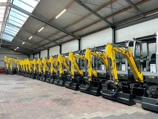 Neuson ET16 minigraver NIEUW + Vlemmix 2 asser €445 LEASE 2025 afbeelding 2 miniatuur