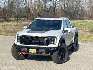 Ford F-150 2024 - USA 5.2 Supercharged zdjecie 36