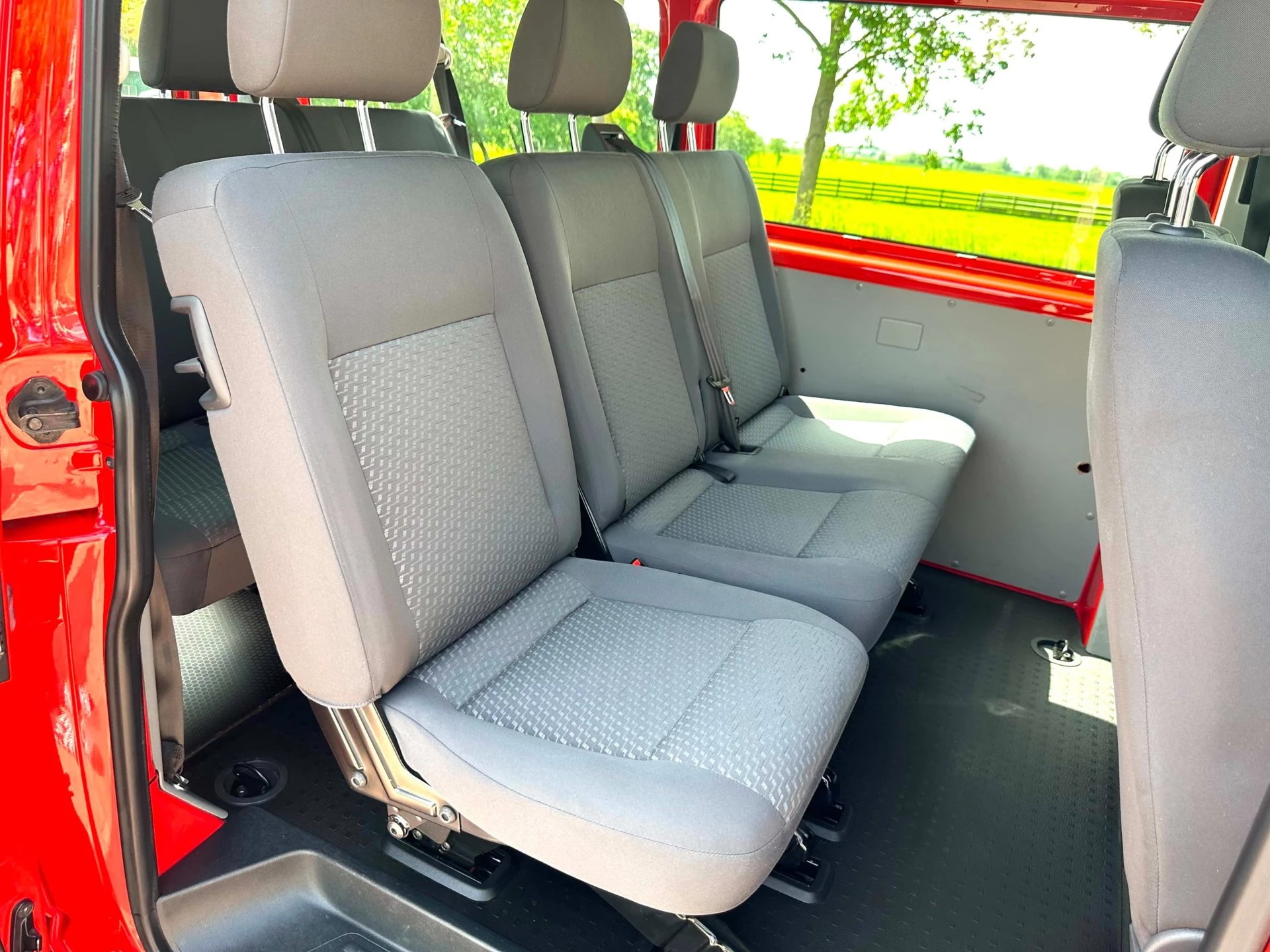 Volkswagen Transporter 2014 - Kombi 2.0 TDI L2H1 9 Persoons AUTOMAAT MARGE afbeelding 38