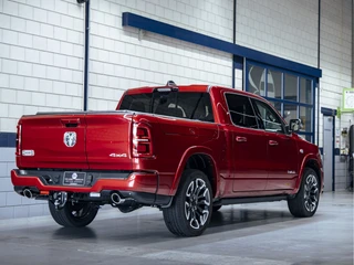 Dodge Ram 1500 2026 - Longhorn | 2026 | Molten Red Pearl afbeelding 3 miniatuur