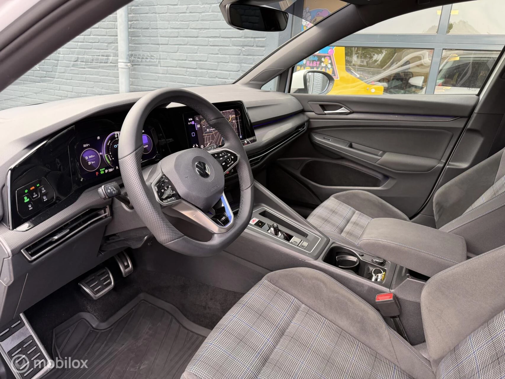 Volkswagen Golf 2021 - 8 1.4 eHybrid GTE 245 PK SOH 93,6% Navi Pano afbeelding 9