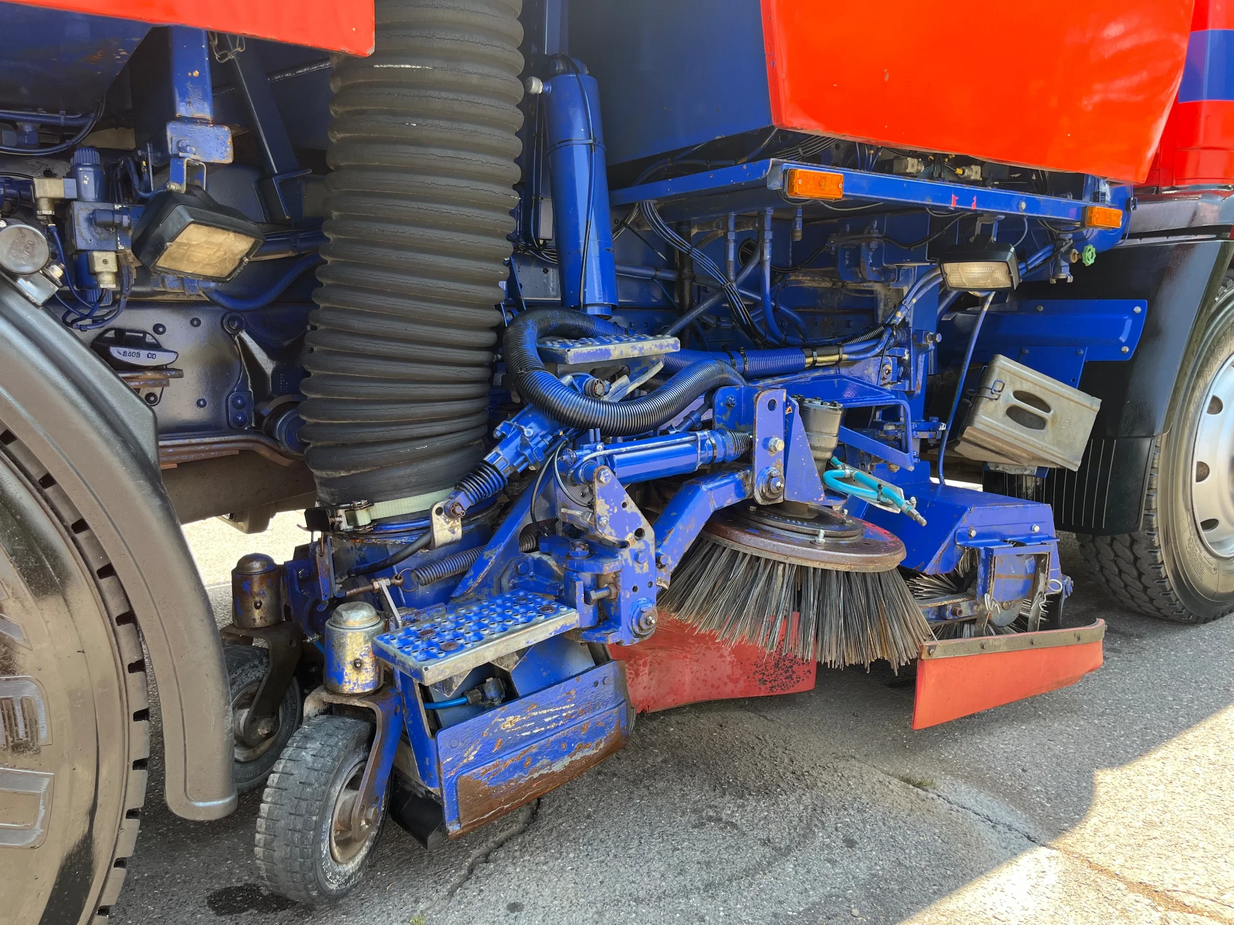 Mercedes-Benz 1317 2000 - KO, Kehrmaschine, Straßenreiniger, selbstf. Arbeitsmaschine afbeelding 16