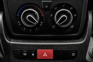 Citroën Jumper 2021 - **2.2 BlueHDi L2H2 | 140 PK | Euro 6 | Camera | Led | Cruise | Airco** obrazek 19