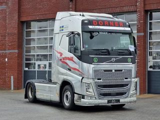 Volvo FH 13.500 Globetrotter 4x2 - Euro 6 - I parkcool - 2x tank - Full spoiler