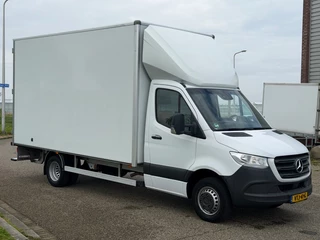 Mercedes-Benz Sprinter 2023 - 515CDI Bakwagen Automaat Airco Navi Cruisecontrol 2,45 Hoog afbeelding 2