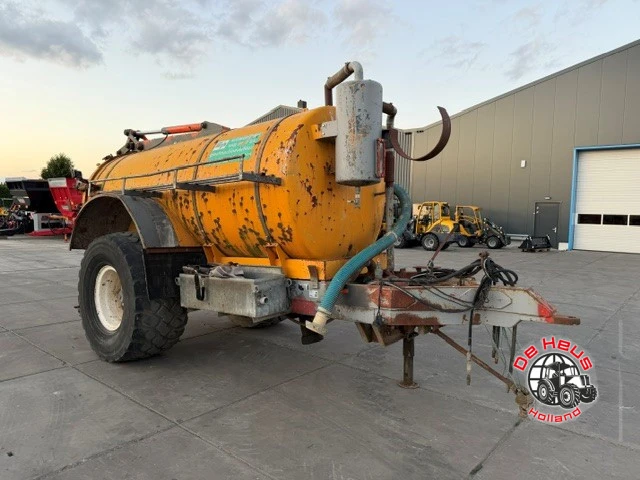 Veenhuis - 8000 Liter Kippende tank afbeelding 1