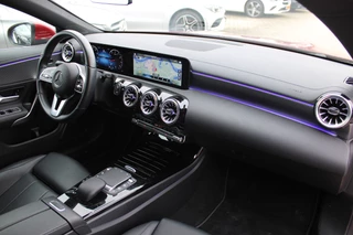 Mercedes-Benz CLA 2021 - Shooting Brake 180 AUT7 Luxury Line LEDER WIDESCREEN SFEER CAMERA NAVI <<36.692KM>> obrazek 13