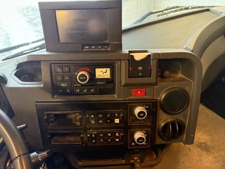 Renault C480 2018 - 8X4 BELT + MIXER 9M3 + REMOTE CONTROL HUB REDUCTION FULL STEEL image 15