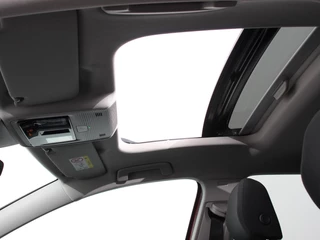 Volkswagen Golf 2022 - 1.0 eTSI 110pk Active Automaat afbeelding 3 miniatuur
