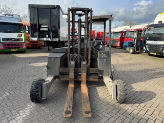 Terberg TKL-MC-3X3 2015 - TKL-MC-3X3 - 2000KG 3,2 LIFTING HEIGHT image 2