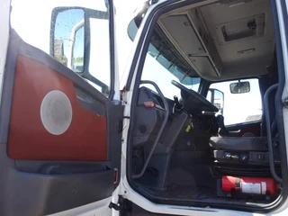 Volvo FH 2005 - 16.550 STEELSPRINGS MANUAL GEARBOX,AIRCO,RETARDER image 11