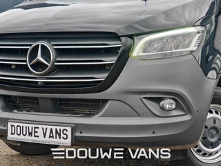Mercedes-Benz Sprinter 2020 - L2H2 319 Automaat Zwart Trekhaak LED 360 Camera bild 8