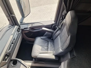 Scania R 2024 - R500 NGS Highline 6x2/4 - Full air - Retarder - Leather seats - Leather interior obrazek 24