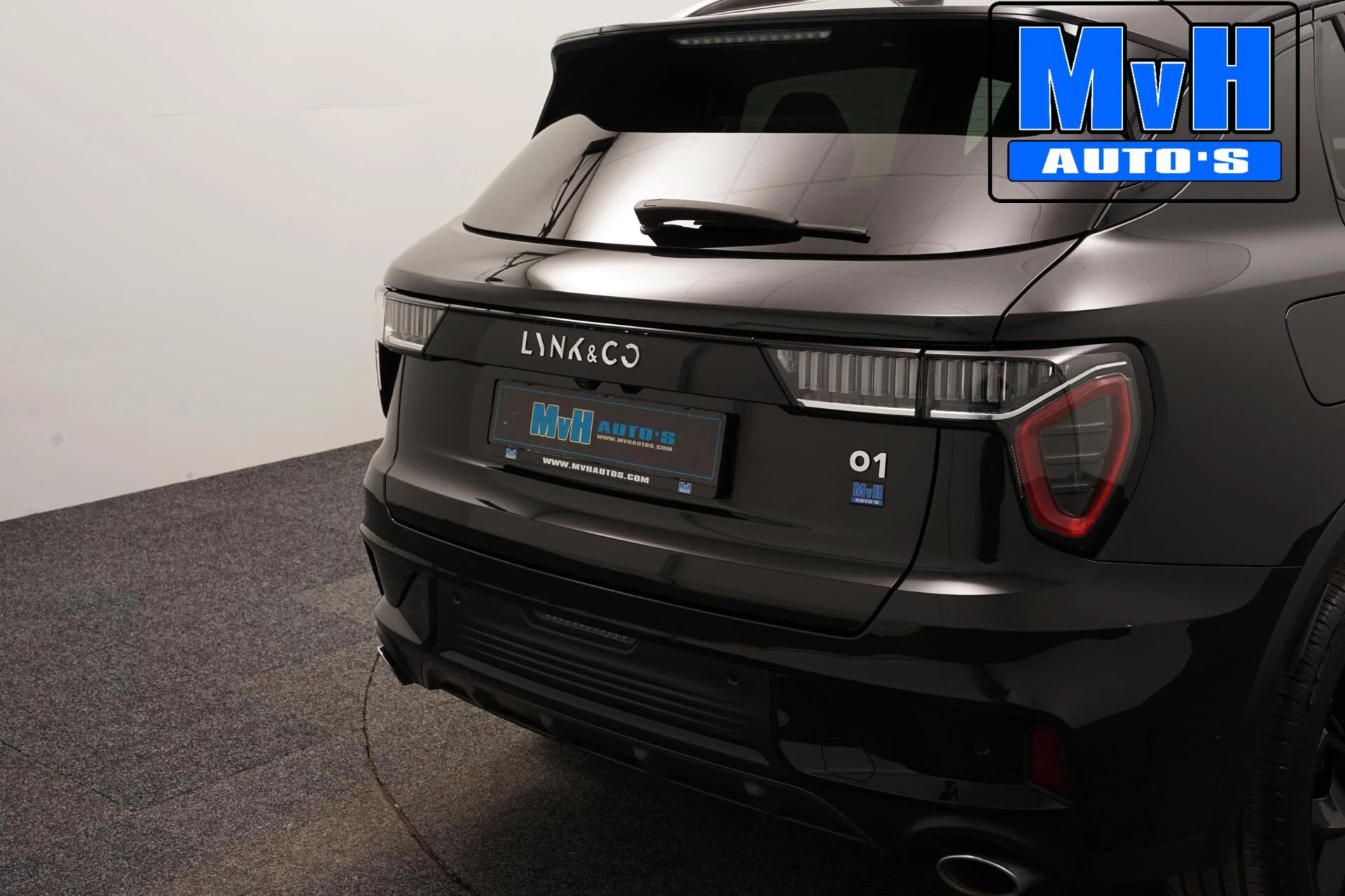 Lynk & Co 01 2023 - 1.5 PHEV|FULL BLACK XL|ZWARTE.HEMEL|LEER|SOH94% afbeelding 36