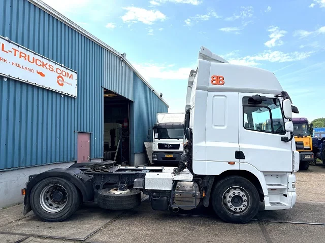 DAF CF 85.410 2009 - SPACECAB (EURO 5 / ZF16 MANUAL GEARBOX / MX-BRAKE / FRIDGE UNDER BED / AIRCONDITIONING / ETC.) afbeelding 4