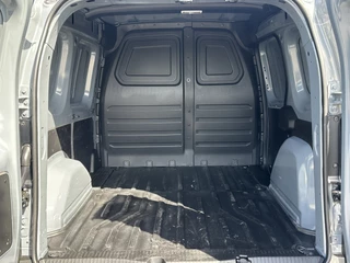 Mercedes-Benz Citan 2023 - 110 CDI AUTOMAAT / L1H1 / 1e EIG. / CAMERA / AIRCO / CRUISE / CARPLAY / ZEER NETJES! bild 8