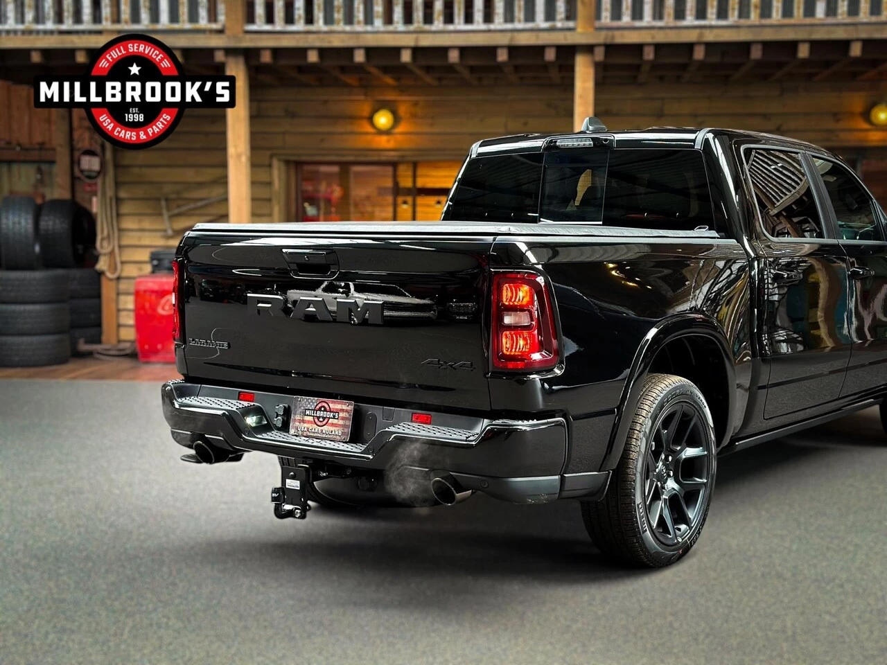 Dodge Ram 1500 2024 - 3.0 Hurricane Premium Laramie Night, obrázek 4