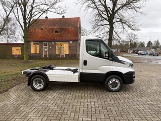 Iveco Daily 2015 - 40 40C17 Be trekker 9.3 ton Hi Matic imagem 4