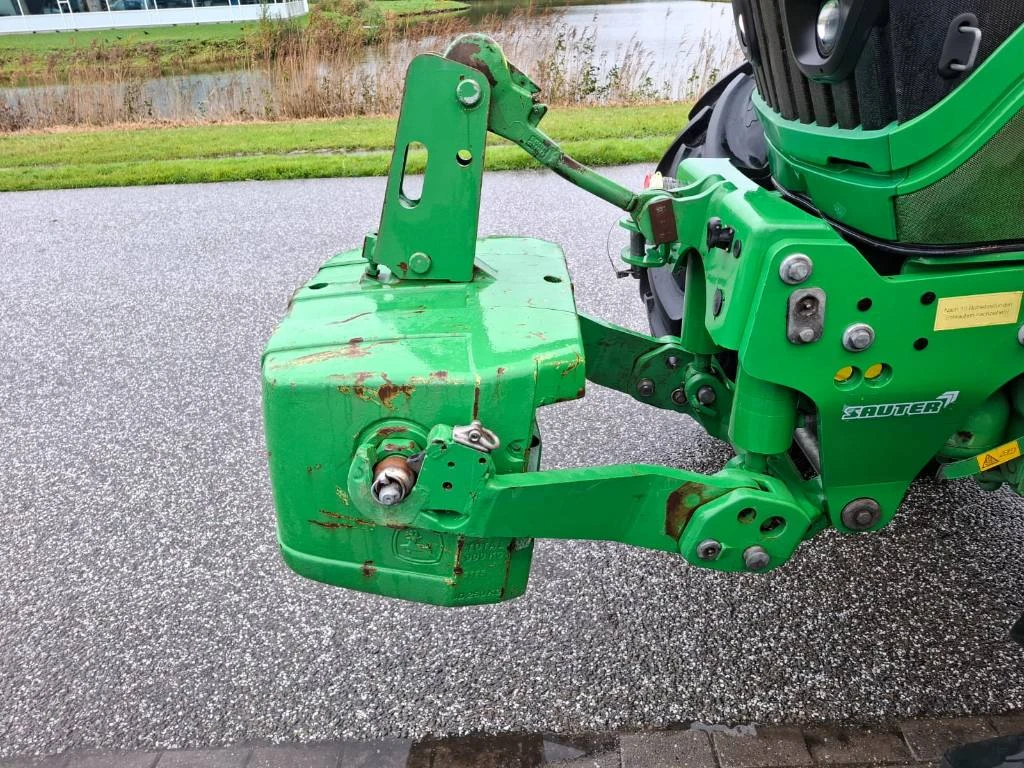 John Deere 2018 - 6215 R zdjęcie 21