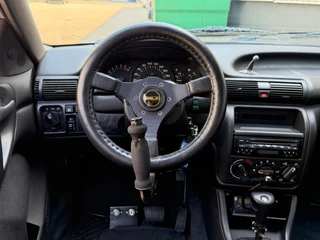 Opel Astra 1998 - 1.6i Edition bj.1998 Invalide aanp|Apk 6-2027. afbeelding 16