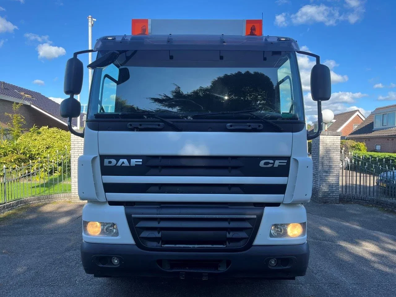 DAF 85.360 2007 - 8X2 SINGLE CAB CHASSIS afbeelding 2