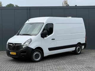 Opel Movano 2021 - 2.3 Turbo 150 PK / L2H2 / 1e EIG. / TREKHAAK / 3-ZITS / AIRCO / CRUISE / INRICHTING / LED / 2500 KG AHG zdjecie 2