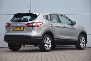 Nissan QASHQAI 2015 - 1.2 Connect Edition zdjecie 2