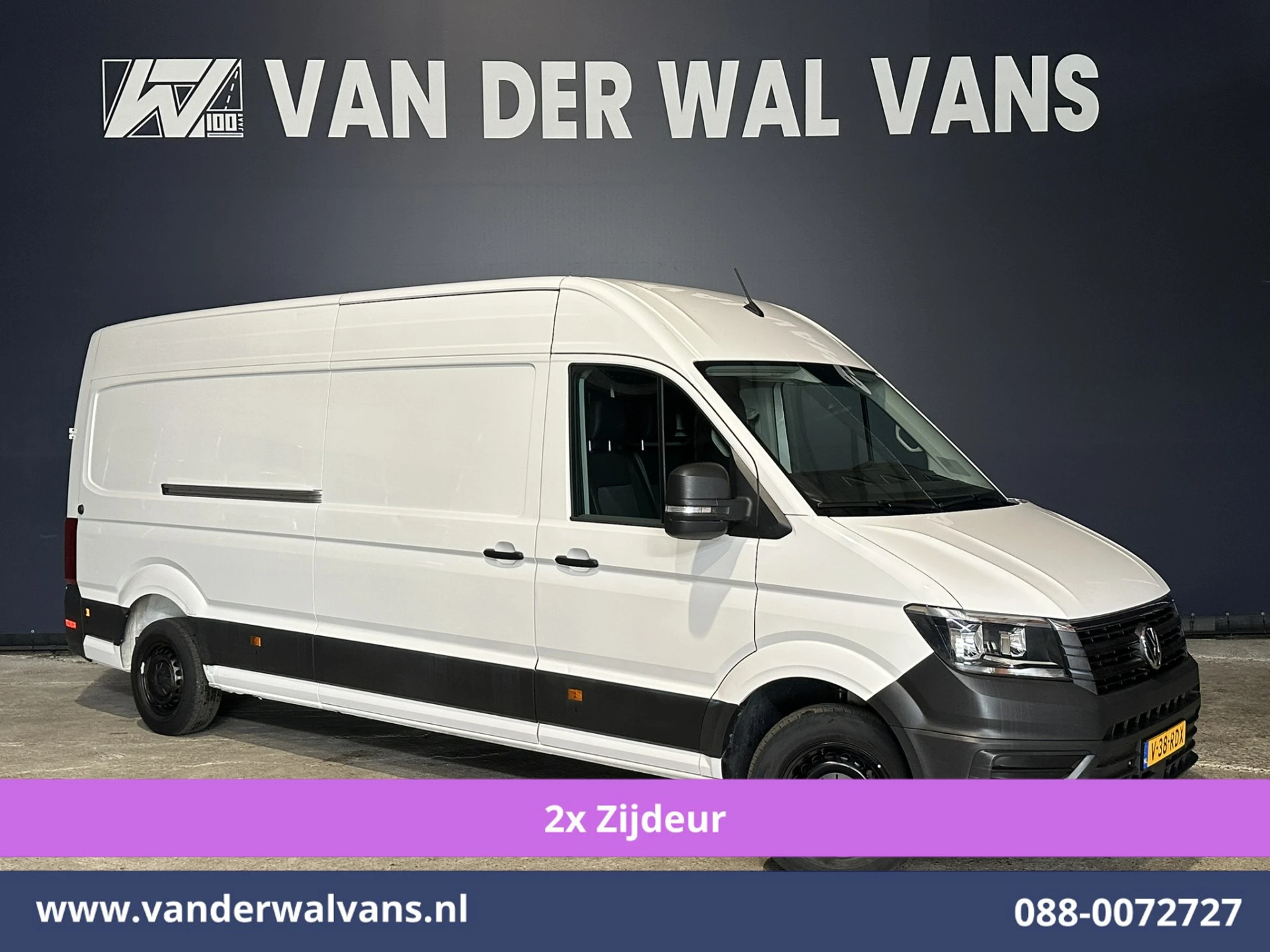 Volkswagen Crafter 2022 - 2.0 TDI 141pk L4H3 L3H2 Euro6 Airco | 2x zijdeur | Camera | Apple Carplay | Android Auto afbeelding 1